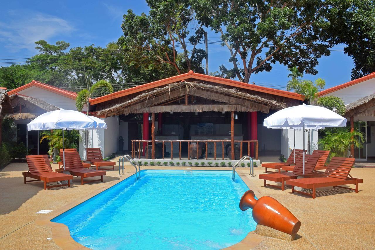 Nai Harn Vivi Bungalows Resort מראה חיצוני תמונה